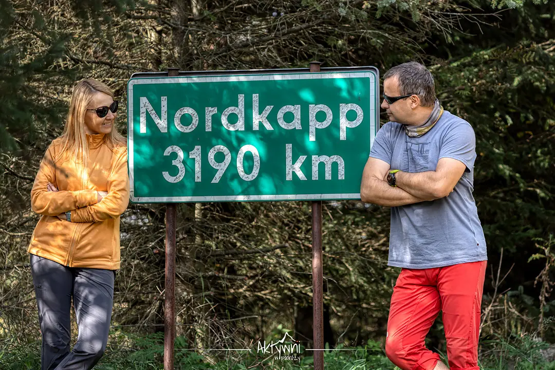 tablica Nordkapp na szlaku na przełęcz Beskid nad Czeremcha